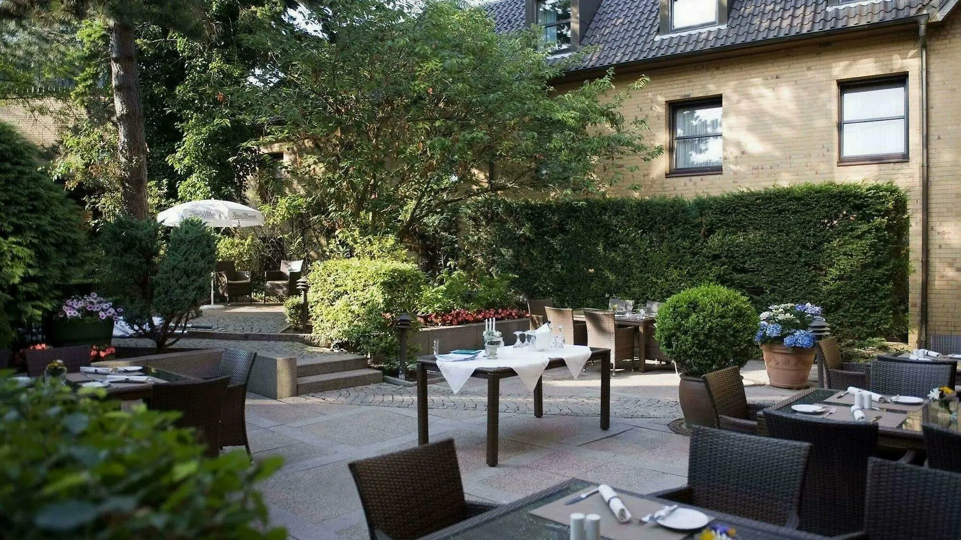 ****  Hotel Engel Hamburg Germany